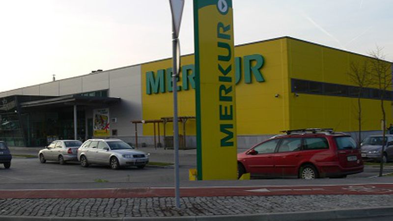 Merkur Baumärkte unterm Hammer