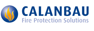 Das Logo von Calanbau zeigt einen stilisierten Flammen- und Wassertropfen, der für Fire Protection Solutions steht