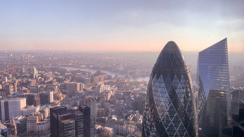Luftaufnahme der Londonder Skyline