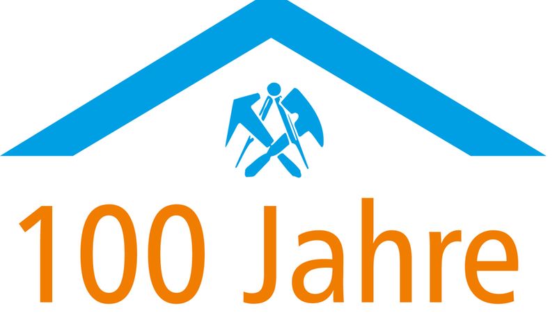 Logo zum 100-jährigen Jubiläum des Deutschen Dachdeckerhandwerks mit einem stilisierten Dach und Werkzeugen.