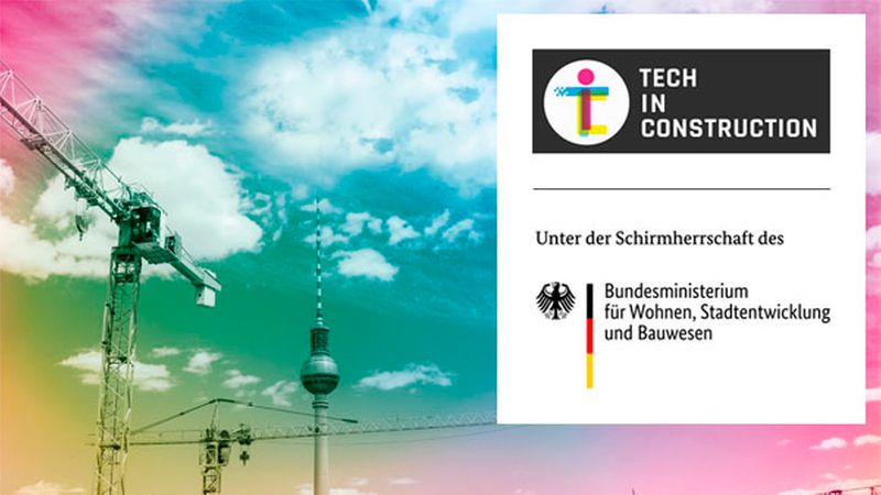 Ein mit Retro-Filter belegtes Foto von Baukränen. Oben rechts ein weißer Störer mit Infos zur Tech in Construction.