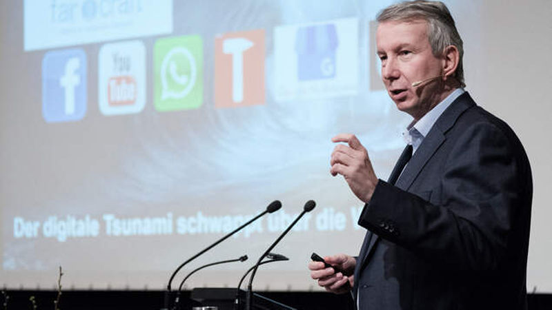 Professor Dr. Michael Bernecker gab Tipps für die richtige Umsetzung der Digitalisierung im Handwerk.