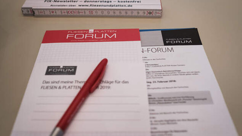 Themenvorschläge, Blöcke für Notizen – die Teilnehmer erhielten alle Infos „am Platz“.