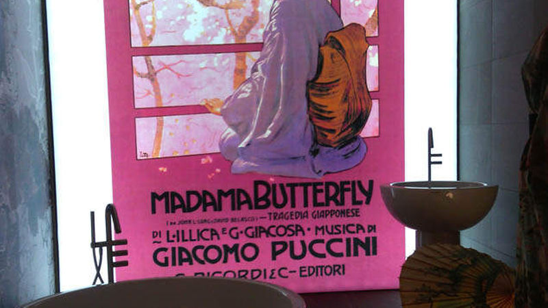 Ein Raum ist einer Oper gewidmet: Madame Butterfly von Giacomo Puccini. 