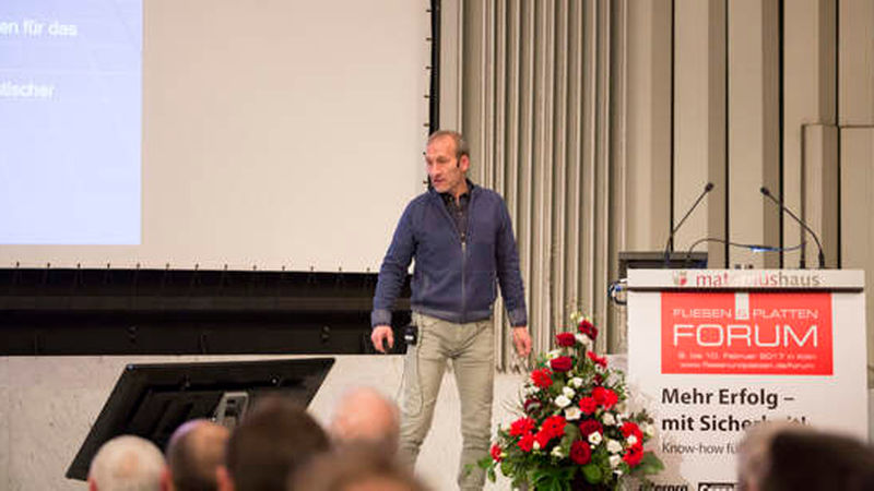 Diplom-Ingenieur (FH)-Architekt Klaus Arbeiter, Thema: Fliesen auf Trockenbauelementen – Das muss der Fliesenleger wissen!