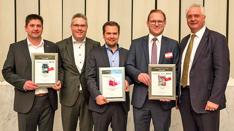 Auf dem „Treppchen“ der Kategorie Fliesenkleber/Mörtel: Udo Raabe, Verkaufsleiter Mitte bei Bostik, Jochen Zimmermann, Vertriebsleiter Mitte Ardex, und Dr. Markus Stolper, Vertriebsleiter Deutschland von Ardex, Mario Sommer, Leiter der Sopro Anwendungstechnik/Objektberatung und sein Geschäftsführer Andreas Wilbrand (von links)