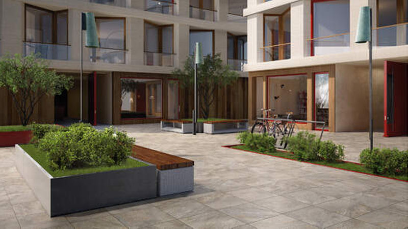 „My Earth Outdoor“ erinnert an strukturierten, reliefierten Naturstein. Es gibt drei natürliche Farben in Keramik: Hellbeige Multicolor, Beige Multicolor und Grau Multicolor.