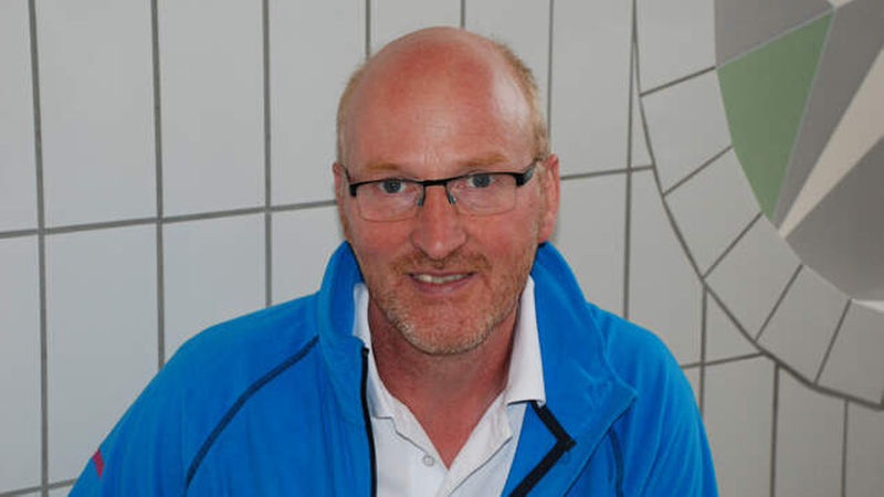 Fliesenlegermeister und Lehrwerkmeister Gerald Weihe aus dem Bau-ABC Rostrup hatte sein Debüt als Trainer. 