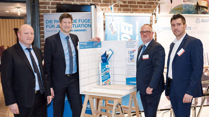Berieten die Besucher rund um die Mapei-Themenwelt: Gebietsleiter Marco Ciotta, Ingo Kliss, Mitarbeiter Anwendungstechnik, Gebietsleiter Andreas Grünendahl und Anwendungstechniker Patrick Heizenröder (von links).
