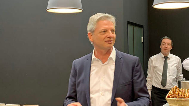 Jens-Uwe Fellhauer, Geschäftsführer Bundesverband Keramische Fliesen (BKF) war Mitinitiator der Qualitätsinitiative „Deutsche Fliese“, unter deren Flagge sich die BKF organisierten deutschen Fliesenhersteller erstmals gemeinschaftlich auf der BAU zeigten. (Foto: nb)