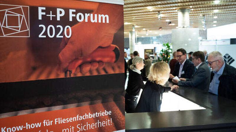 Am 13. und 14. Februar 2020 hat sich die Fliesenbranche wieder in Köln getroffen: beim F+P Fliesen und Platten Forum. (Alle Fotos: Henning Granitza)