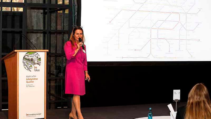 Machte den Auftakt zum Gipfeltreffen mit ihrer Keynote: Professor Dr. Kerstin Hennig, EBS Universität (Foto: Detlef Szillat)