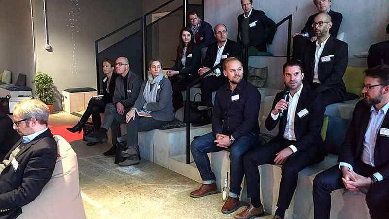 Johannes Nußbaum, Art-Invest Real Estate (2.v.r.), gab bei der Eröffnung bereits einen ersten Einblick in den später von ihm geleiteten Workshop Projektentwicklung