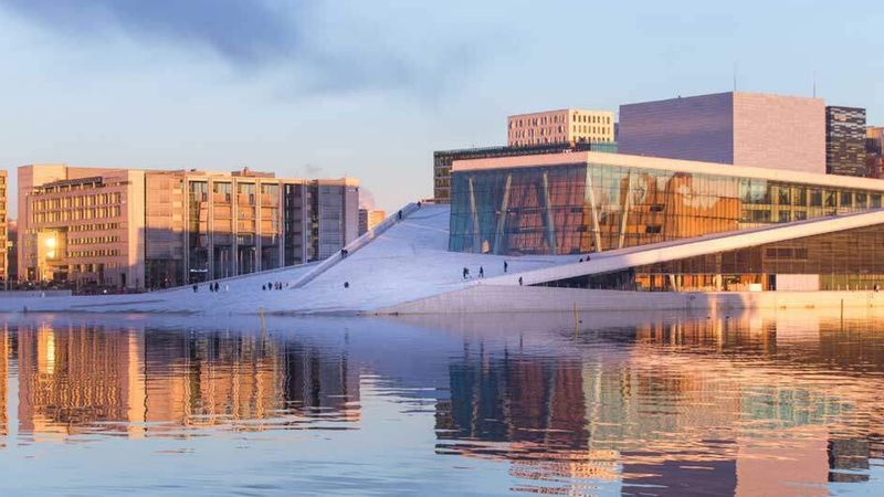 Oslo: 12,5 Prozent Wachstum bringt Norwegens Hauptstadt unter die Top-Städte beim Büromietwachstum. Die Ankaufsrenditen stagnieren bei 3,5 Prozent