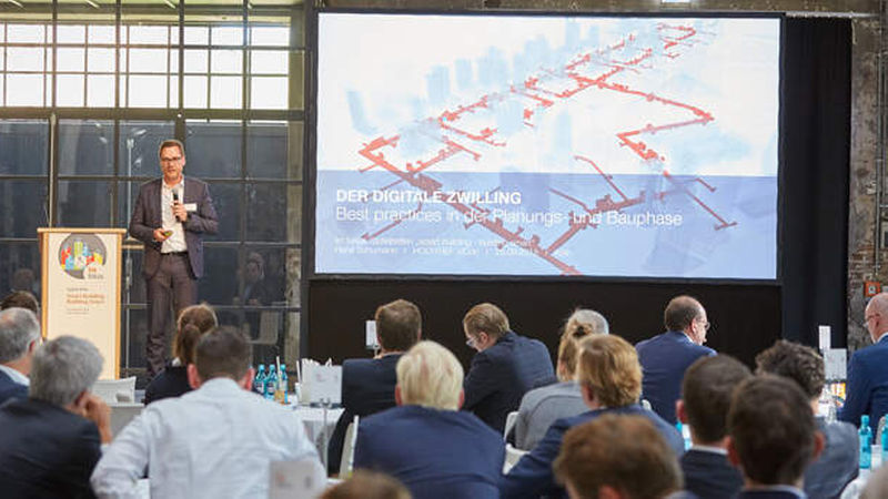 René Schumann, Hochtief Vicon bei seinem Impulsvortrag über BIM (Foto: Axel Schulten)