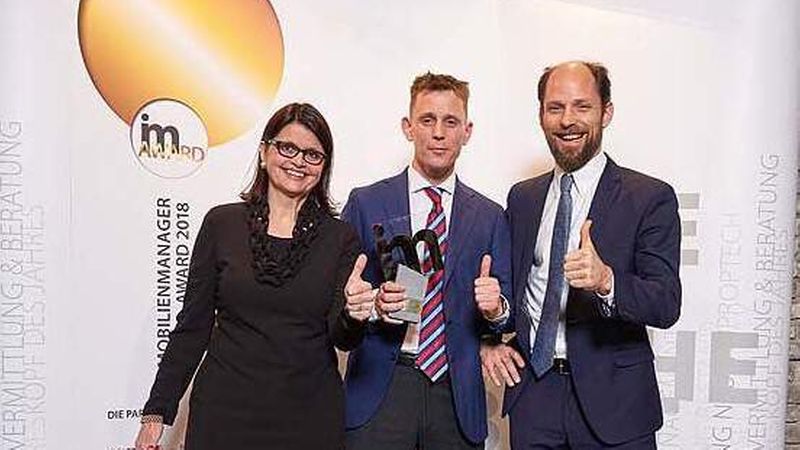 Proptech des Jahres 2018 wurde Architrave mit Heike Gündling, Maurice Grassau und Dr. Benjamin Staude (Foto: Axel Schulten/immobilienmanager.de)