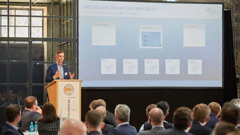 Maurice Grassau (Architrave) über die Chance von Avataren bei Immobilien (Foto: Axel Schulten)
