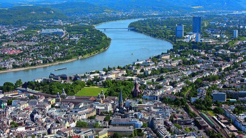 Bonn: In der ehemaligen Bundeshauptstadt ist eine der höchsten Büromieten aller B-Städte fällig (13 Euro). Die Rendite liegt bei 4,9 Prozent – das war vor wenigen Jahren noch das Niveau der A-Städte. (Bild: Michael Sondermann/Bundesstadt Bonn)