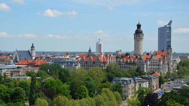 Leipzig: Für Büroinvestments der Geheimtipp im Osten. Die sächsische Großstadt ist jung, modern und punktet vor allem im Bereich der Kommunikationsdienstleistung. Die Folge: Die Nettoanfangsrendite ist auf 5,2 Prozent abgeschmolzen (Bild: Andreas Schmidt)