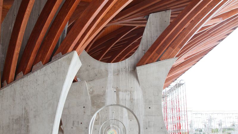 Fussballstadion Felcsút Rubner Holzbau Montage (6)