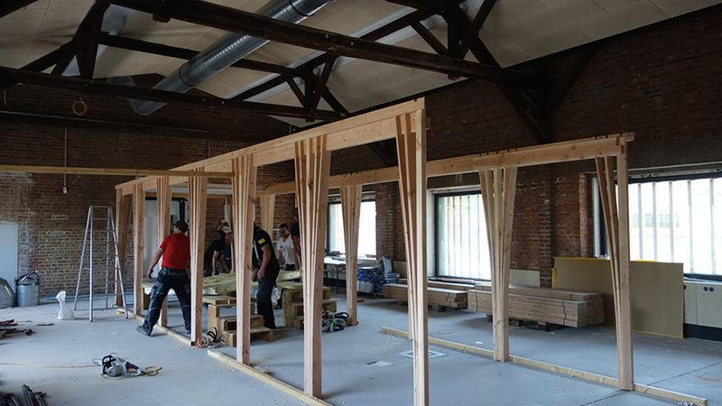 Pirmin Jung Güterbahnhof Remage Boxenmontage. Foto: Pirmin Jung