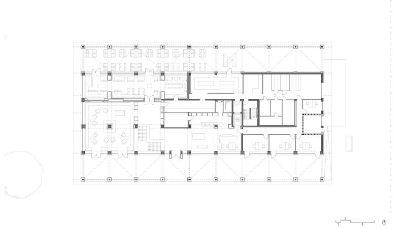 Clubhaus Golf Saint Apolliniare: Eingangsgeschoss. Plan: DeAarchitectes