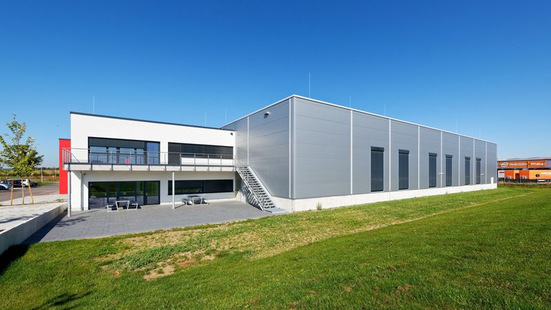 Neubau mit Zukunftsperspektive: Die Nutzfläche lässt sich auf dem 8.900 Quadratmeter großen Unternehmensgrundstück bei Bedarf noch einmal verdoppeln. Foto: Brüninghoff