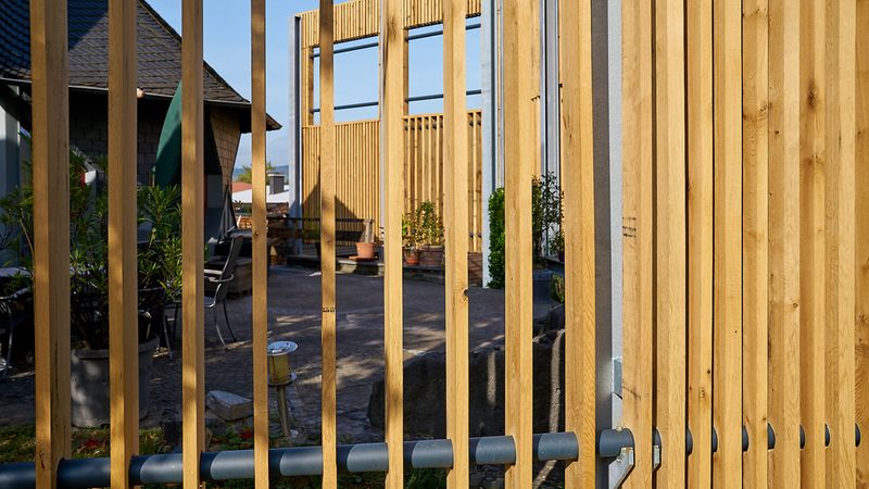 Freistehendes Fassadensystem 2019. Foto: Andreas Scholer / baustellenfotograf.de