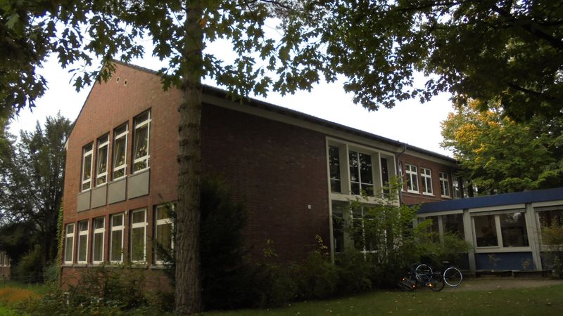 Naturnahe Erziehung zu nachhaltigem Handeln spielt für das Kollegium der August-Hermann-Francke-Grundschule eine große Rolle. Die Schülerzahlen steigen dank moderner Angebote. Deshalb mussten durch eine Aufstockung zusätzliche Klassenräume geschaffen werden. Auch diese sollten nachhaltig ausgeführt werden. Foto: Stadt Waltrop-Gebäudeservice