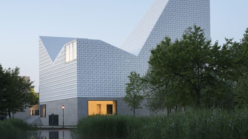 Kirchenzentrum. Meck Architekten. Foto: Florian Holzherr