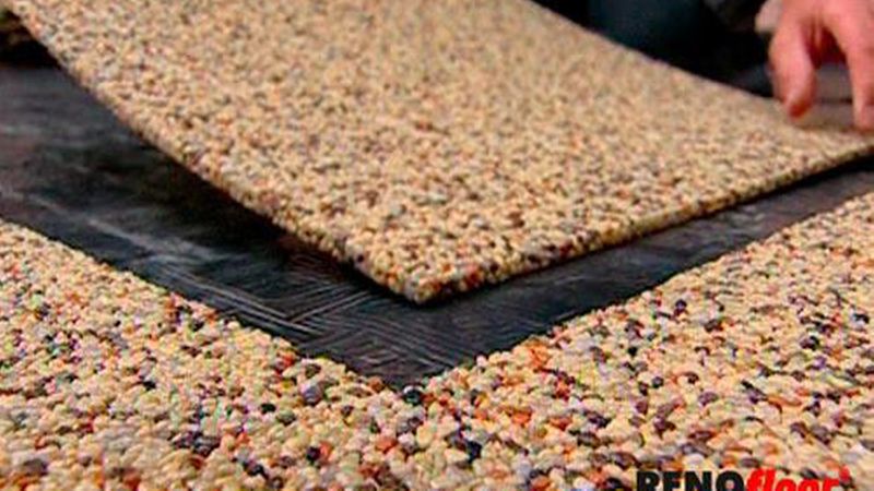 Im Außenbereich lassen sich die Steinchenmatten auf vorab abgedichteten Balkone und Terrassen verlegen. (Bild: Renofloor)