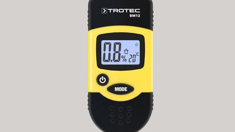 Einige neuere Geräte geben den Feuchtegehalt in Prozent statt Digits an. (Bild: Trotec)