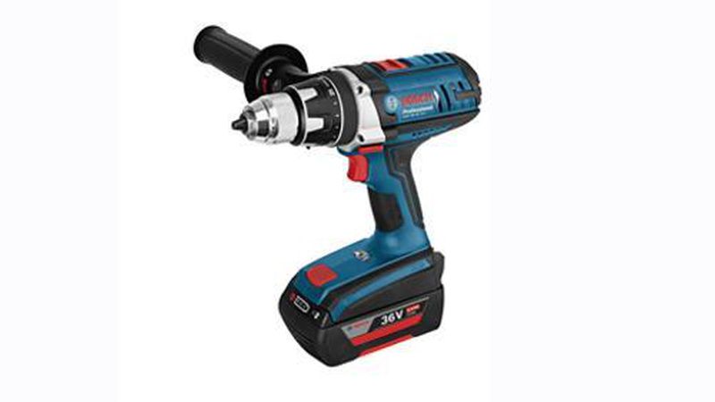 Die Voltzahl kann bei einigen Akku-Bohrschraubern bis zu 36 Volt betragen, allerdings ist auch das Gewicht der Geräte entsprechend hoch. (Bild: Bosch)