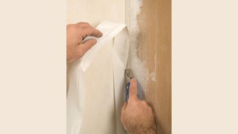 Vorsatzschale am Mauerwerk: Die Ausbildung einer Gleitfuge an den Übergängen ist schalltechnisch günstiger als eine elastische Fugenmasse. (Bild: Knauf/bausatz.co)