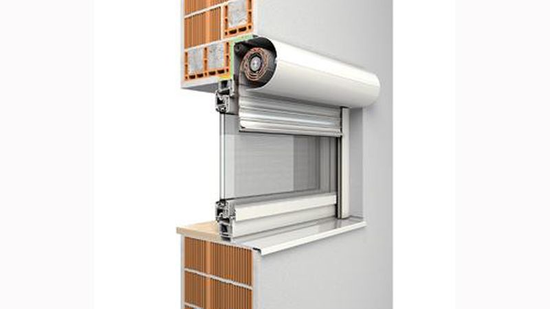 Die Vorsatzrollläden können in halbrund oder auch polygon ausgebildet sein. Eine Wandaussparung ist ideal. (Bild: Roma KG)