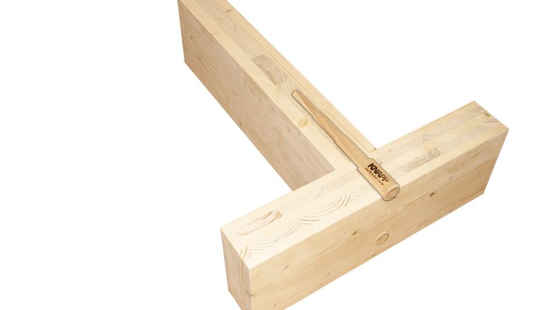 Bei „Mateo“ von Knapp handelt es sich um einen gedrechselten Holzbaunagel.