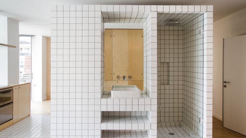Special Mentions in der Kategorie Innenarchitektur: „JM55“ von BURR, ein Badezimmer-Kubus in einem Loft ...