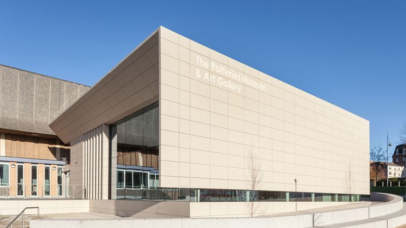 Die monolithische Fassade am Projekt „The Spitfire Gallery“ (3. Platz) des Architekten Glancy Nicholls  . . .