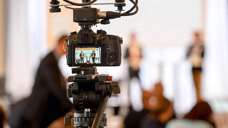 500 Zuschauerinnen und Zuschauer verfolgten das Event im Livestream