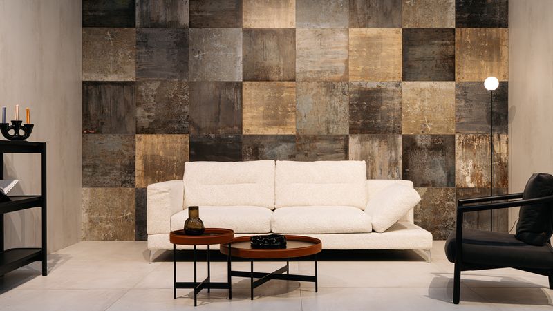 Ein Begehungsparcours verbindet die Ausstellungsbereiche, die jeweils einer Marke – im Bild ein Produkt des Labels Monocibec –zugeordnet sind.