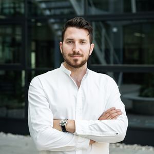 Viktor Weber