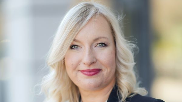 Portrait einer mittelalten Frau